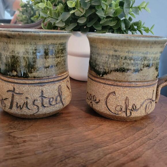 2 Twisted Sage Cafe Pottery Mugs Signed Jenny 16 Green Beige - Picture 1 of 7